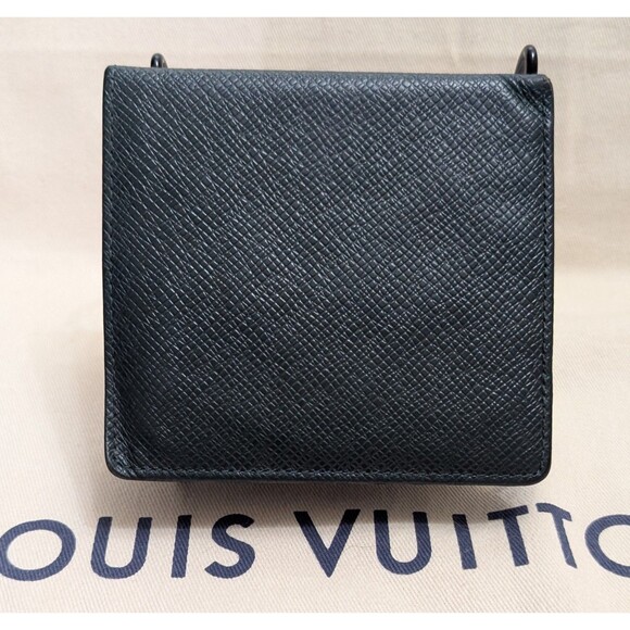 Louis Vuitton  Mens Taiga Leather Green Bifold Wallet MI0917 Vintage 1997 - Picture 2 of 6